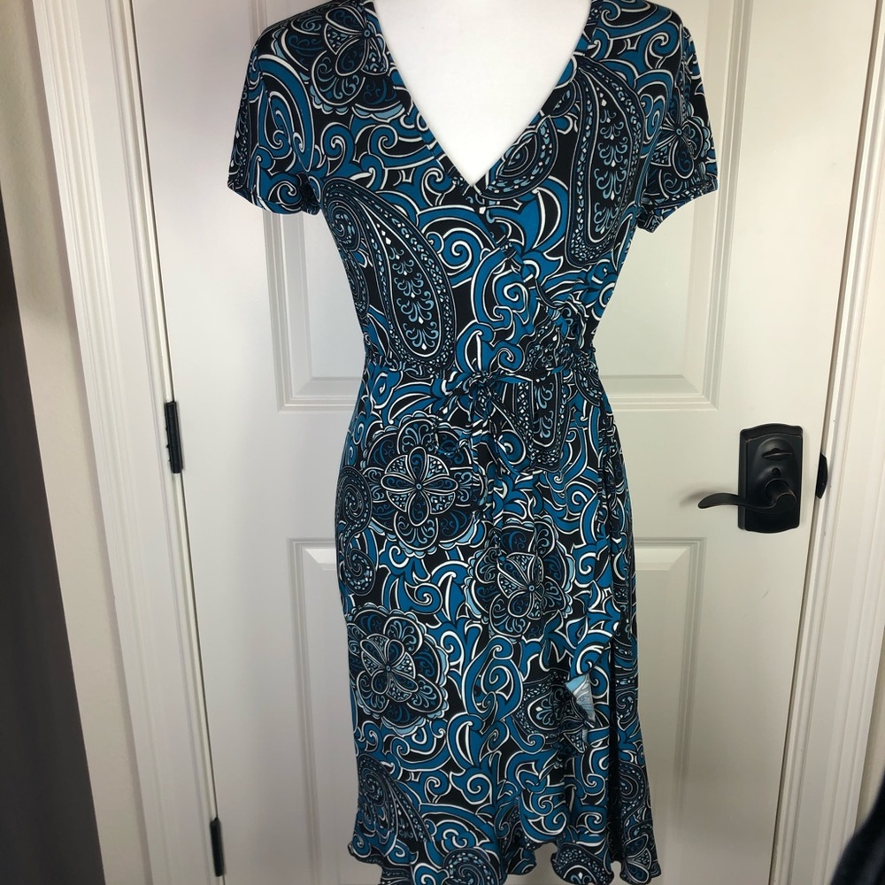 ☀️Apt 9 short sleeved dress size small☀️ - Picture 1 of 5